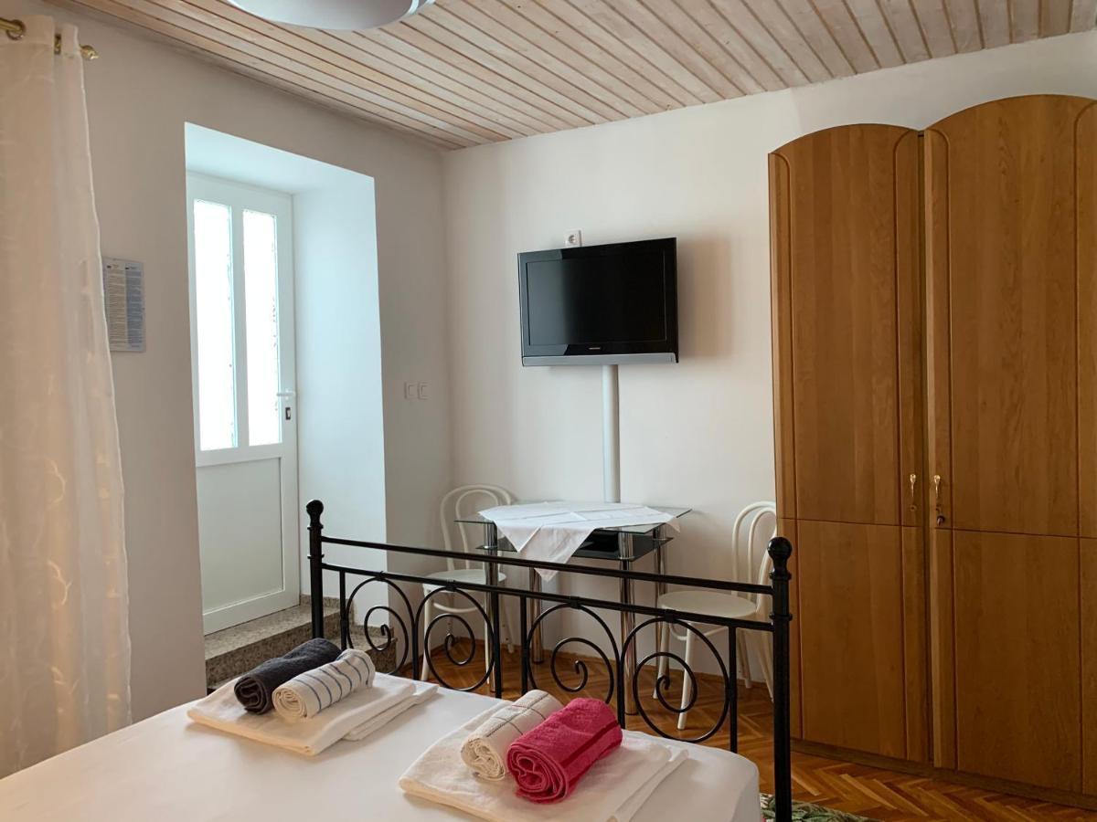 Goga Apartment Selce Exterior photo